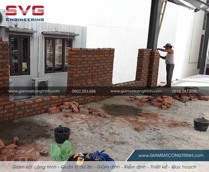 Giam sat thi cong xay dung nha thep tien che tai Hai Phong