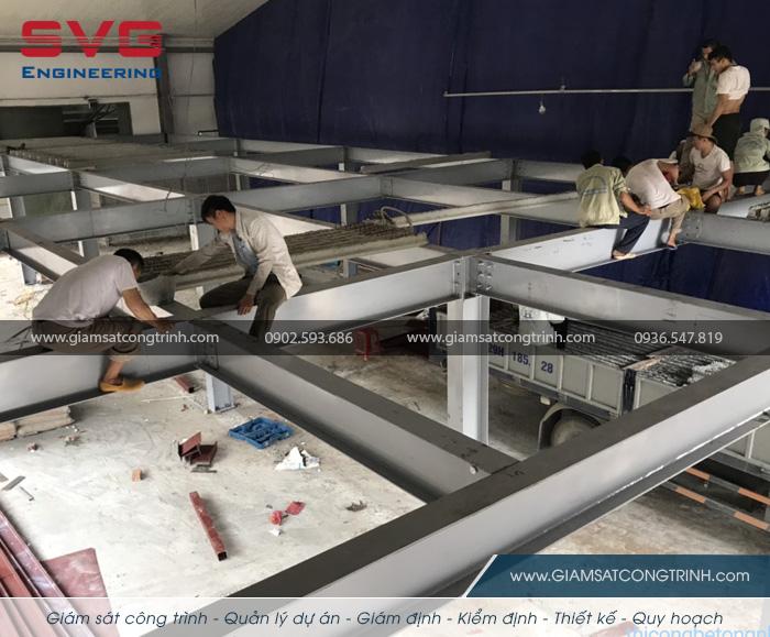 Giam sat thi cong xay dung nha thep tien che tai Hai Phong